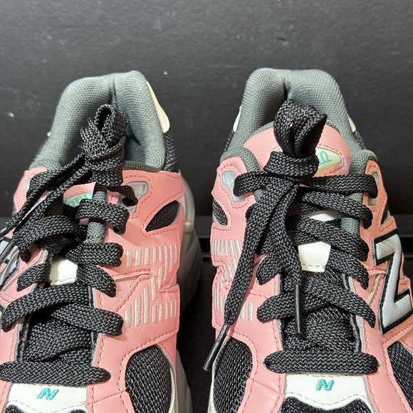 New Balance 9060 "Pink Teal" Athletic Shoes Bid Kids Size 7Y Womens 8.5 GC9060RK - Picture 7 of 14